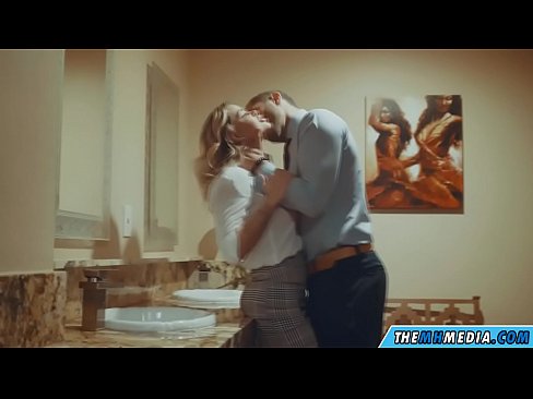 ❤️ Cuando una rubia tetona te seduce en un baño público ️ Video de porno de calidad en es.pornmega-com.ru ❌️❤️❤️❤️❤️❤️❤️❤️